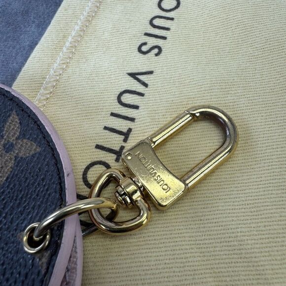 Louis Vuitton Monogram LV Mirror Bag Charm Key Holder Rose Ballerine - Picture 10 of 10
